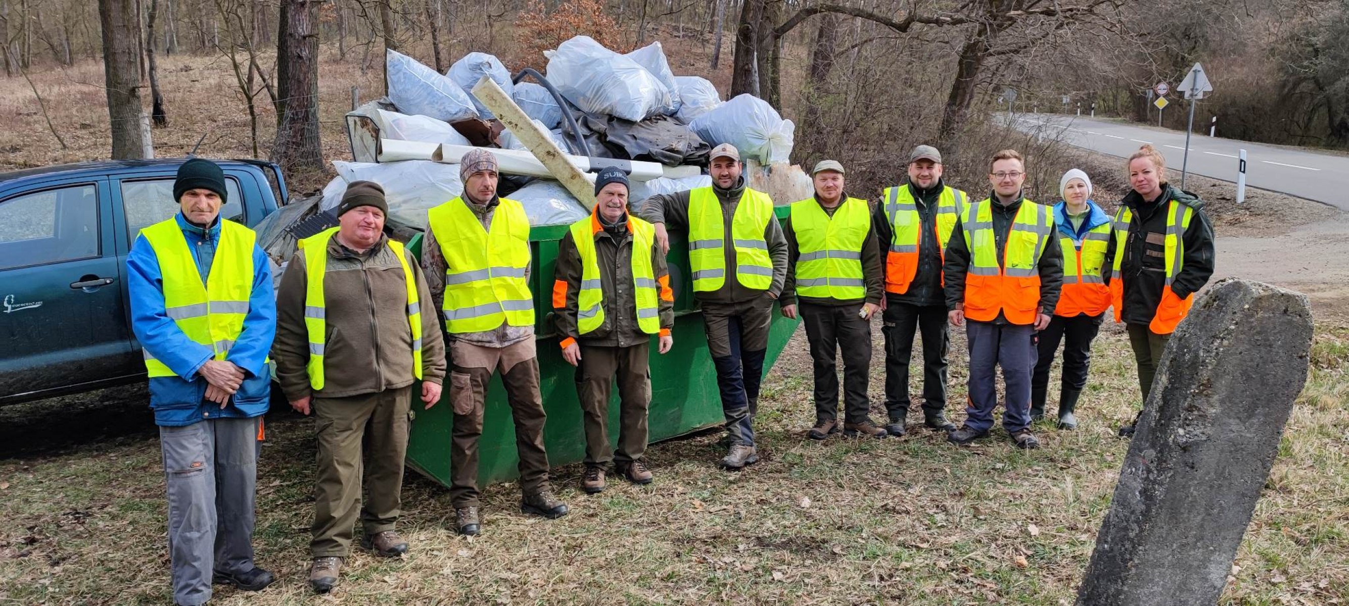 Hulladék hulladék hátán – Elindult a tavaszi nagytakarítás az Egererdőnél