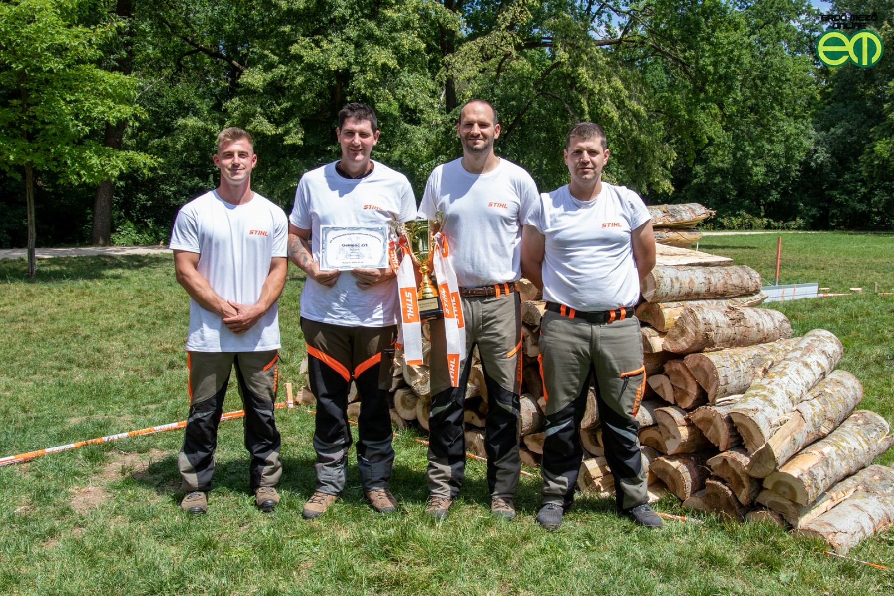 Izgalmas versenyen megállíthatatlanok voltak a gemenci favágók - STIHL Bajnokok Bajnoka fakitermelő kupa