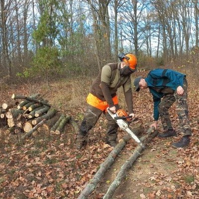 A kecskeméti arborétumban gyakorlatoztak az erdész diákok