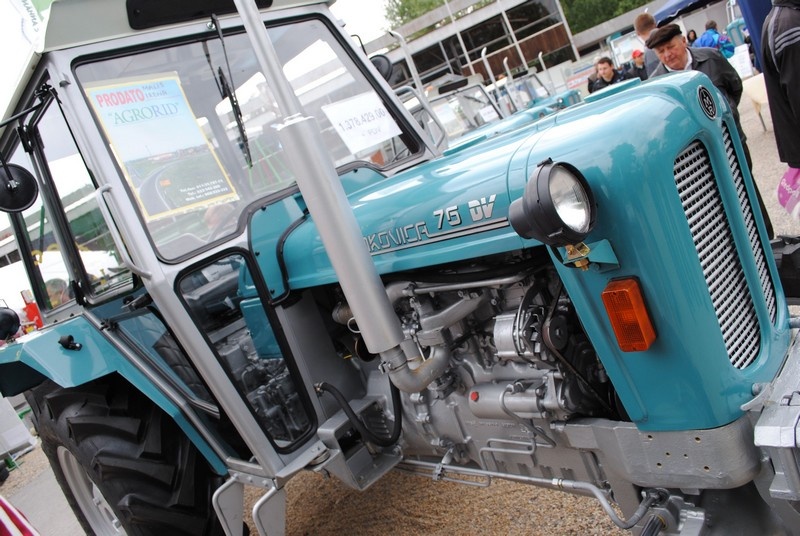Veterán traktor Újvidéken 2012-ből