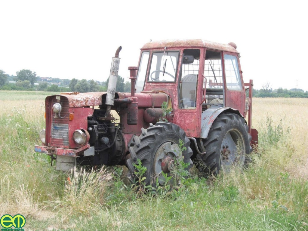 Sárosi Gyula - Dutra traktor