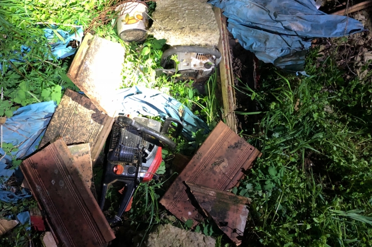Családi házból lopott láncfűrészt két fiatal Veszprém megyében