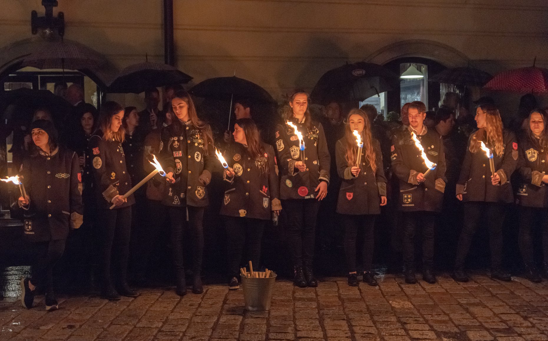 Valétálás Sopronban - Elbúcsúztak az egyetemisták a várostól (KÉPEK)
