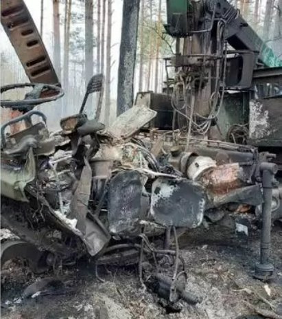 Két erdész alatt robbant fel egy akna Kijev megyei erdőiben