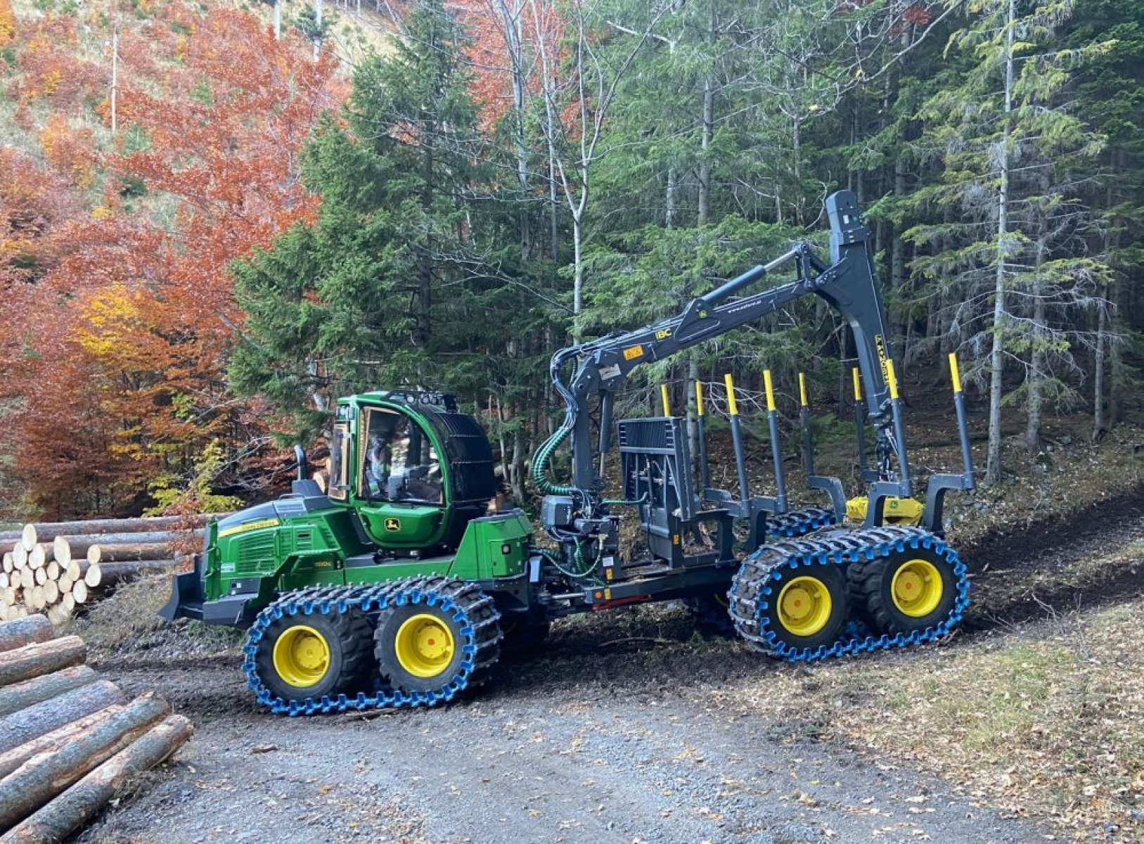 Új John Deere erdészeti gépek bemutatója Vas megyében - október 20-án