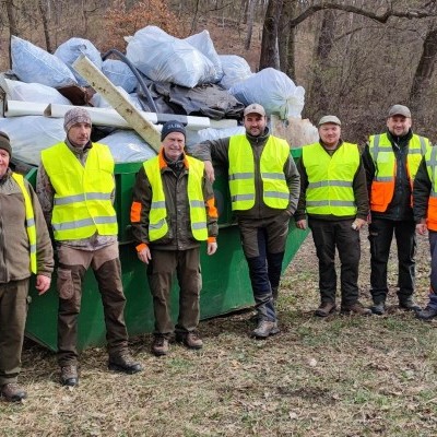 Hulladék hulladék hátán – Elindult a tavaszi nagytakarítás az Egererdőnél